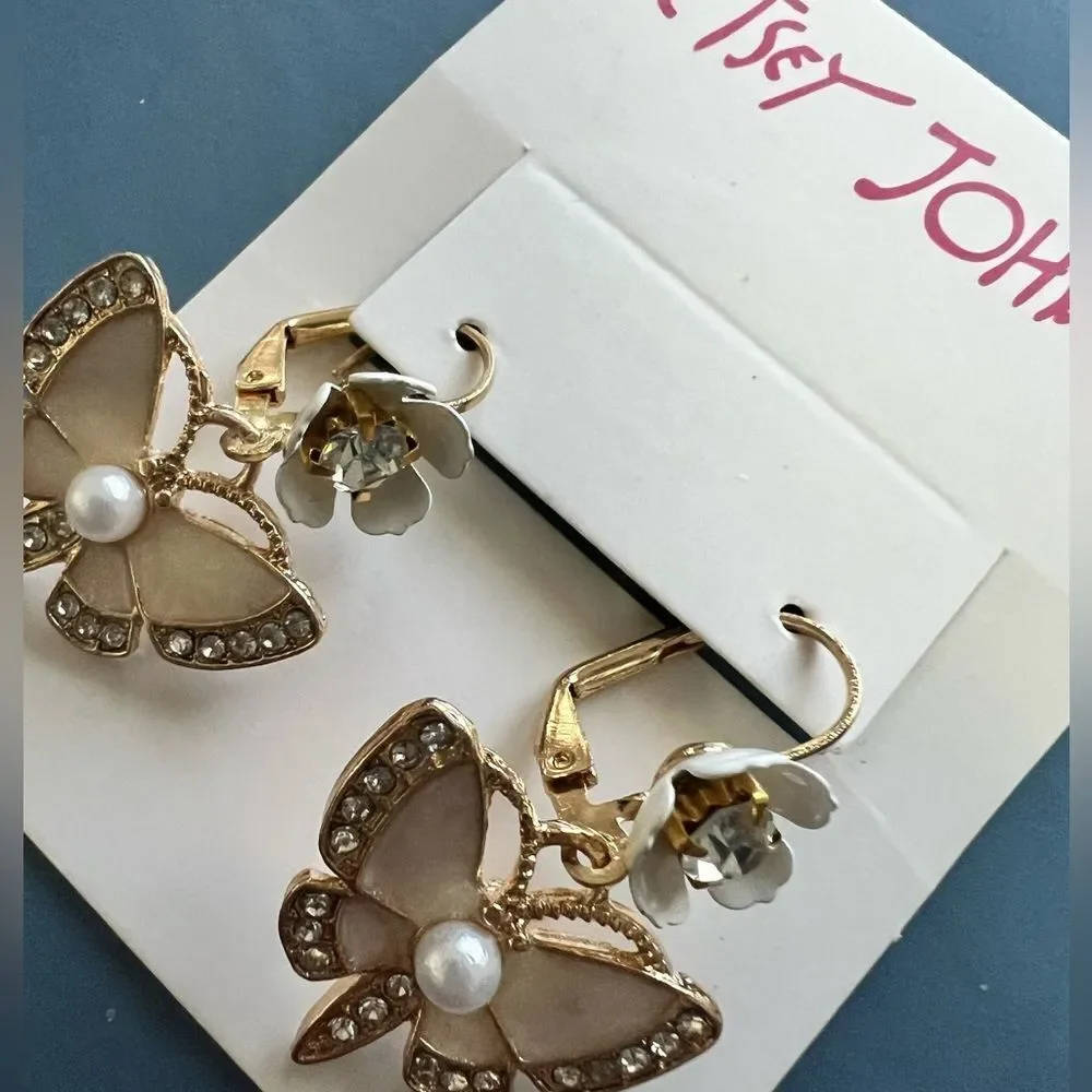 🦋 Betsey Johnson stunning unique  butterfly earrings 🦋